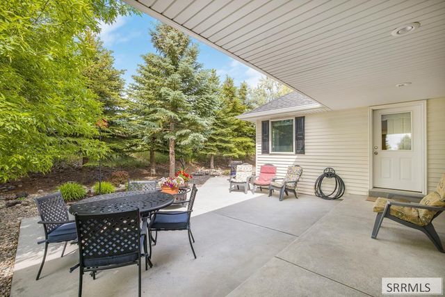 6644 S Ensenada Circle, Idaho Falls, ID 83406