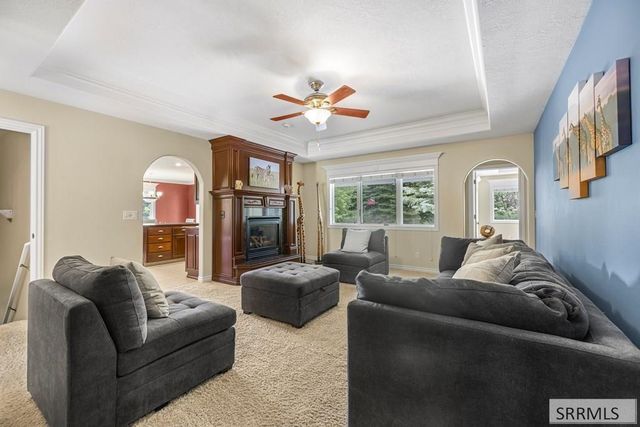 6644 S Ensenada Circle, Idaho Falls, ID 83406