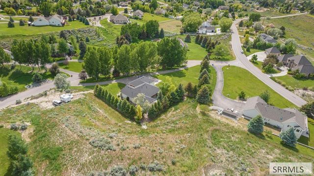 6644 S Ensenada Circle, Idaho Falls, ID 83406