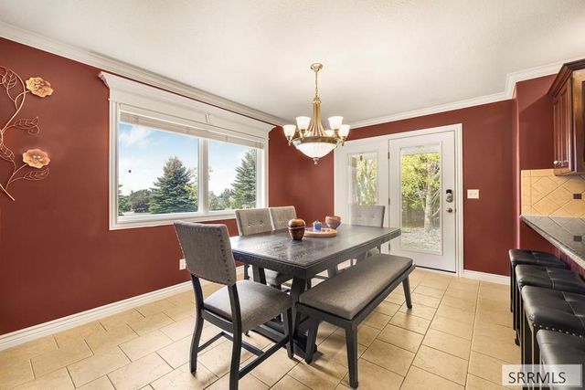 6644 S Ensenada Circle, Idaho Falls, ID 83406