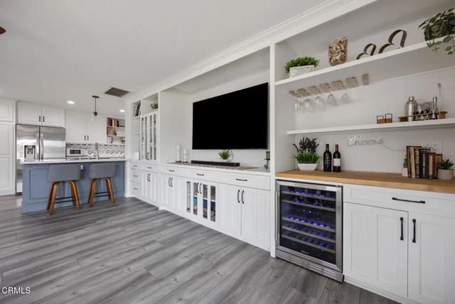 1457 S Burnaby Drive, Glendora, CA 91740