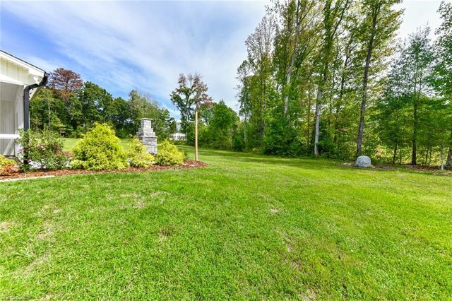 7900 Pate Drive, Oak Ridge, NC 27310