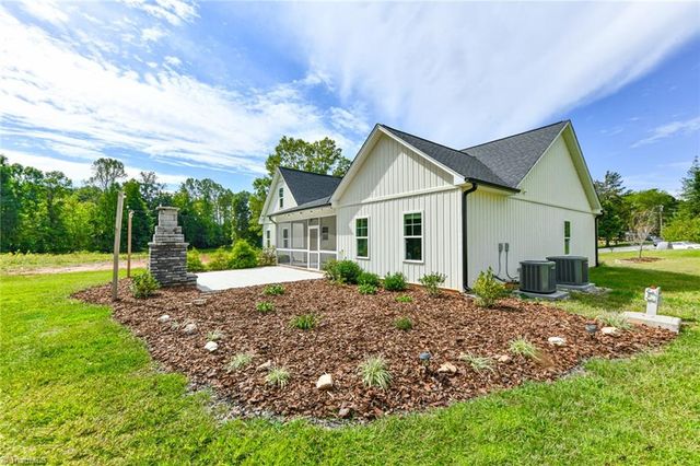 7900 Pate Drive, Oak Ridge, NC 27310