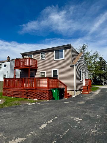 2432 S 13TH Avenue, Broadview, IL 60155