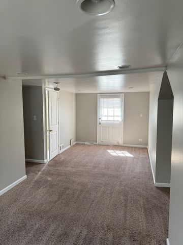 2432 S 13TH Avenue, Broadview, IL 60155