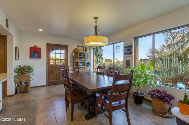 5066 N Placita Cholula, Tucson, AZ 85718