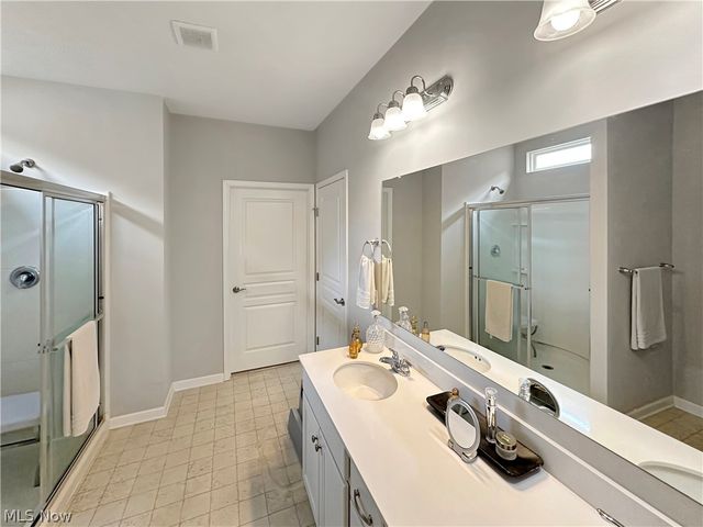 502 Arbor Lane, Copley, OH 44321