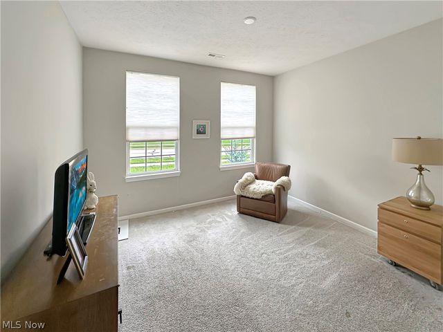 502 Arbor Lane, Copley, OH 44321