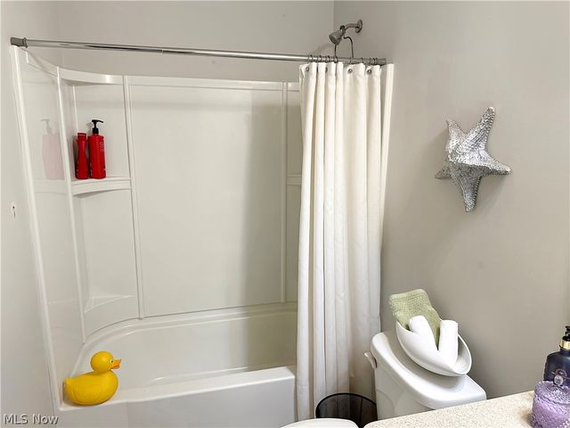 502 Arbor Lane, Copley, OH 44321