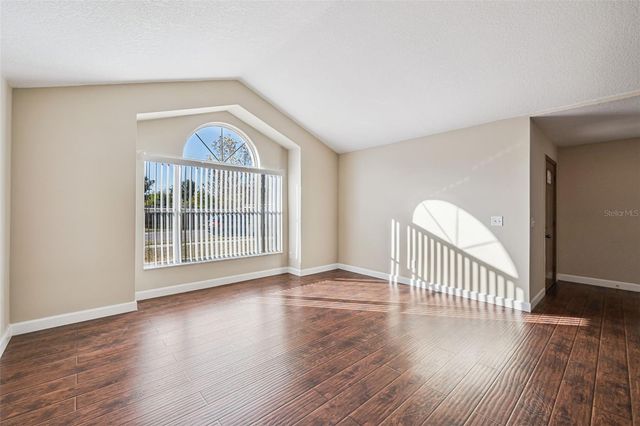 5439 RED BONE LANE, Orlando, FL 32810