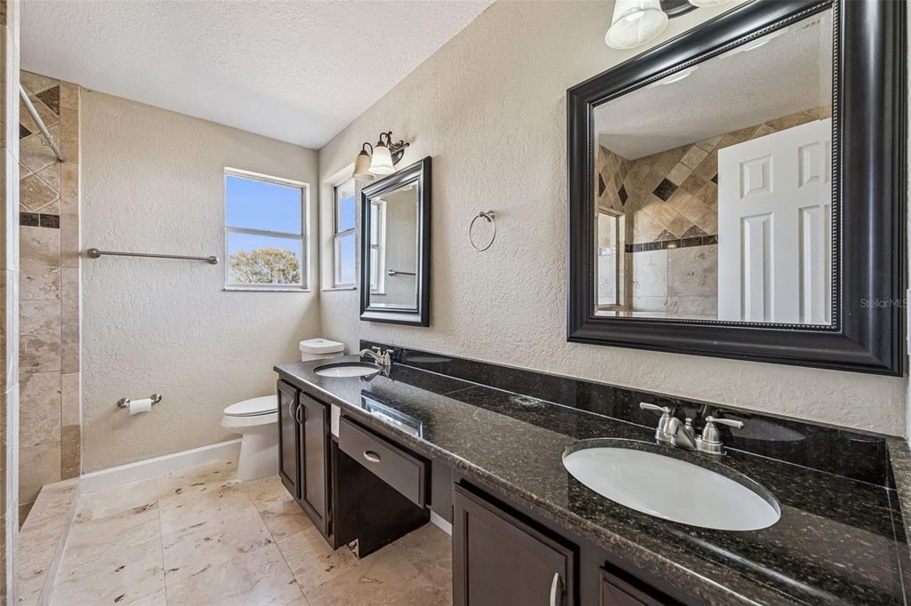 Image 26 of property listing at 5439 RED BONE LANE, Orlando, FL 32810