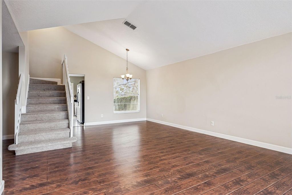 Image 5 of property listing at 5439 RED BONE LANE, Orlando, FL 32810