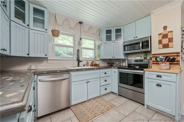 22502 Marysville Road, Marysville, IN 47141
