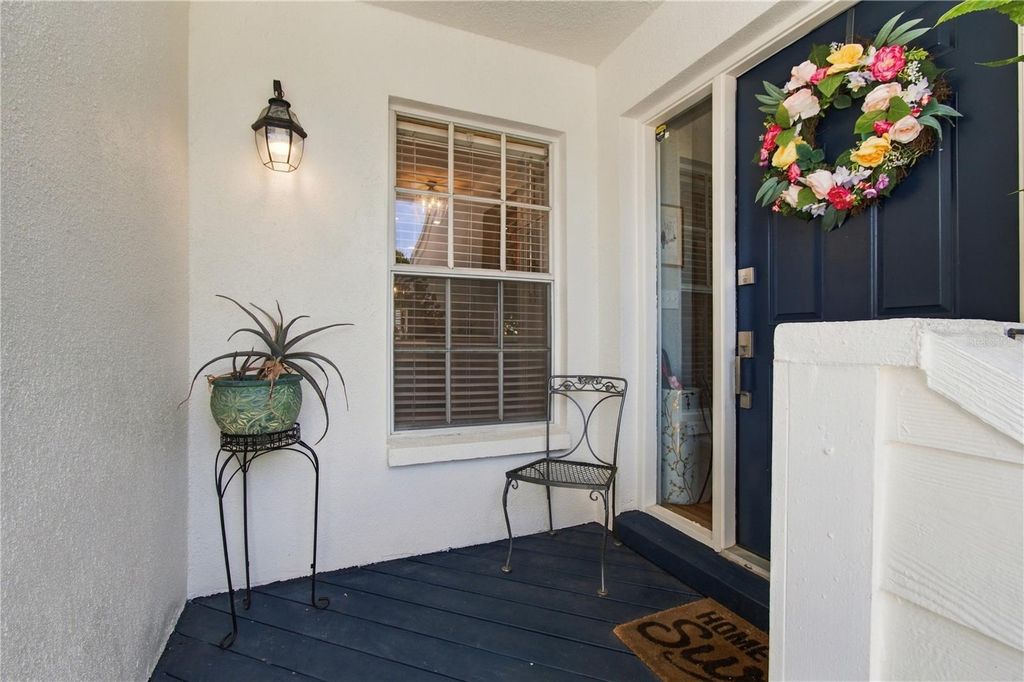 Image 4 of property listing at 5222 S RUSSELL STREET 26, Tampa, FL 33611