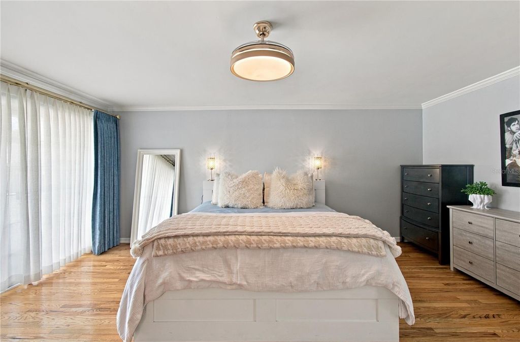 Image 41 of property listing at 5222 S RUSSELL STREET 26, Tampa, FL 33611