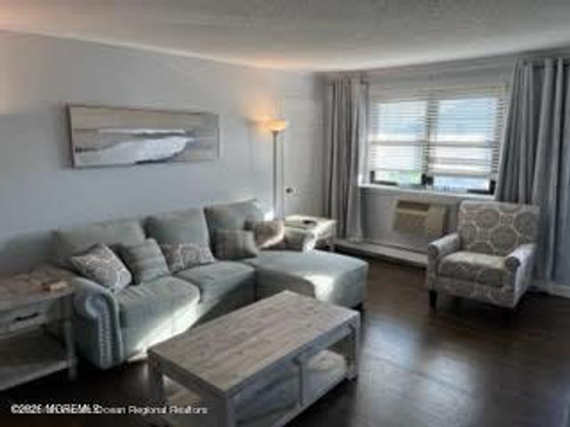 88 Wharfside Drive, Monmouth Beach, NJ 07750