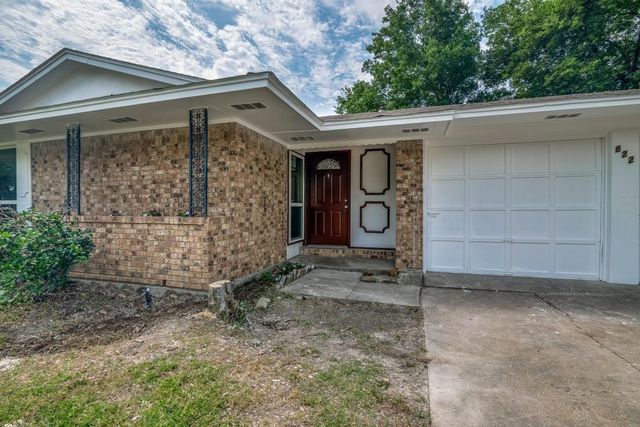 822 Milky Way, Garland, TX 75040