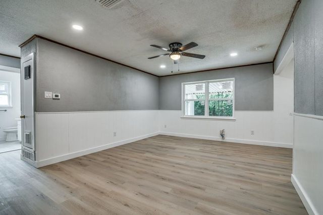 822 Milky Way, Garland, TX 75040