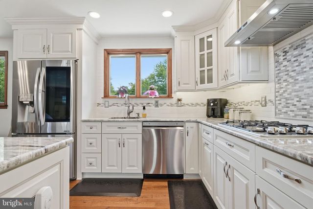 688 FAIRFIELD DR, Warminster, PA 18974