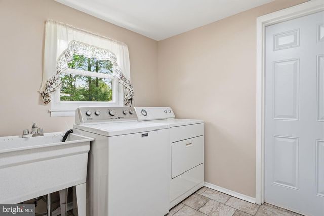 688 FAIRFIELD DR, Warminster, PA 18974