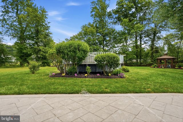 688 FAIRFIELD DR, Warminster, PA 18974