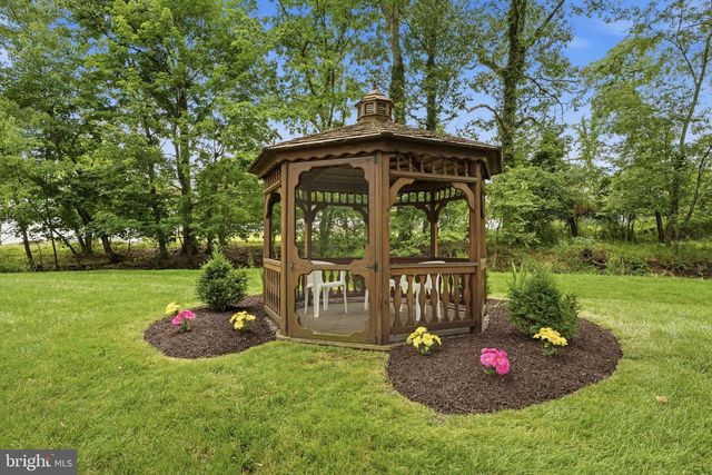 688 FAIRFIELD DR, Warminster, PA 18974