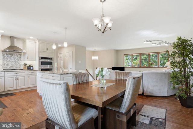 688 FAIRFIELD DR, Warminster, PA 18974
