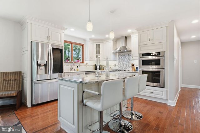 688 FAIRFIELD DR, Warminster, PA 18974