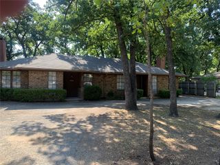 2205 Landmark Court B, Arlington, TX 76013