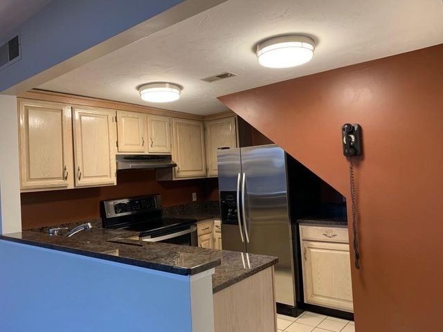 200 Falls Blvd D309, Quincy, MA 02169