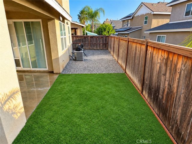 3352 Hammock, Perris, CA 92571