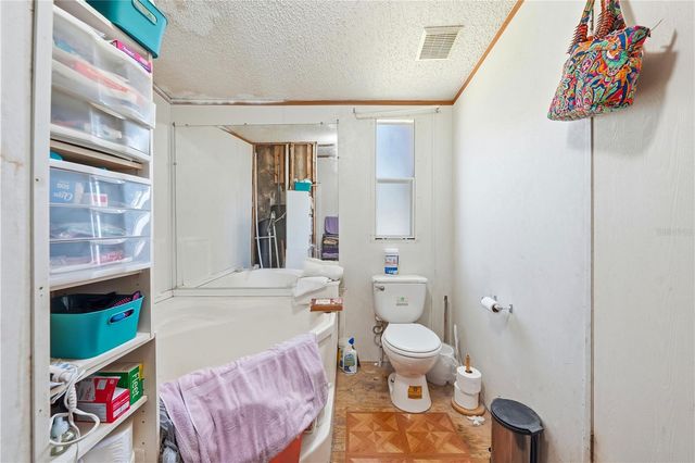 3932 COUNTY ROAD 507, Wildwood, FL 34785