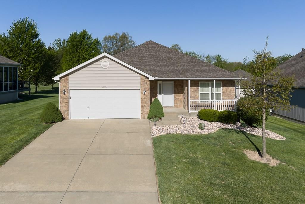 2502 N 100th Terrace, Kansas City, KS 66109
