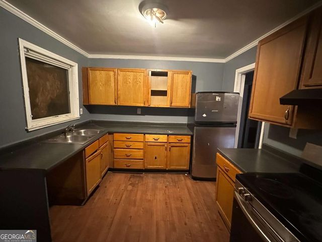 3713 Glenwood Road, Decatur, GA 30032