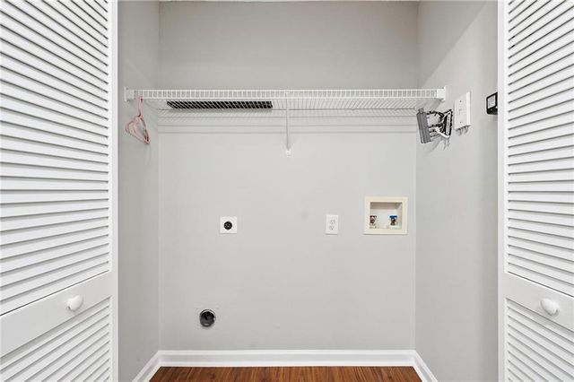 1575 Ridenour NW Parkway 822, Kennesaw, GA 30152