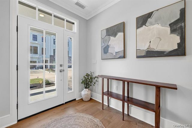 1822 Soundview Court, Yorktown Heights, NY 10598