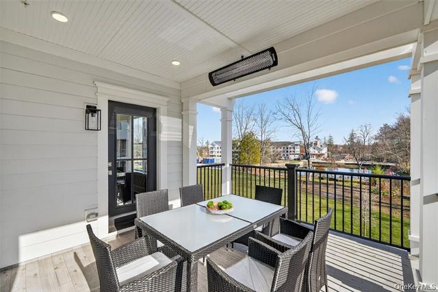 1822 Soundview Court, Yorktown Heights, NY 10598