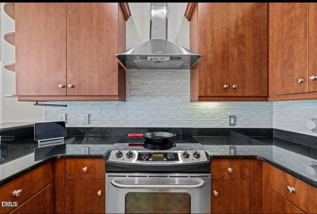 400 W North Street 900, Raleigh, NC 27603