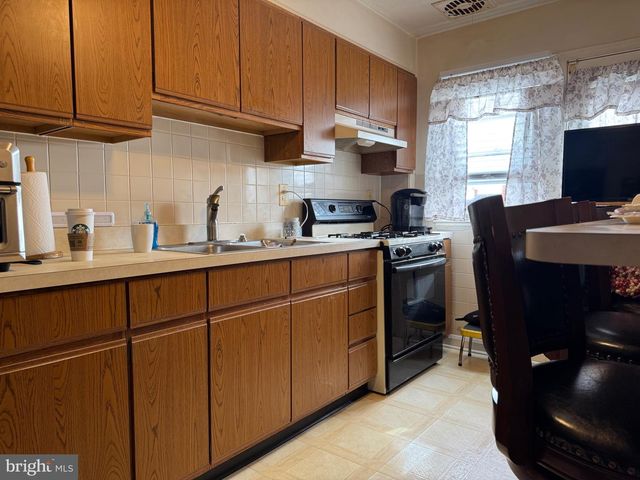 1631 WOODBOURNE AVE, Baltimore, MD 21239