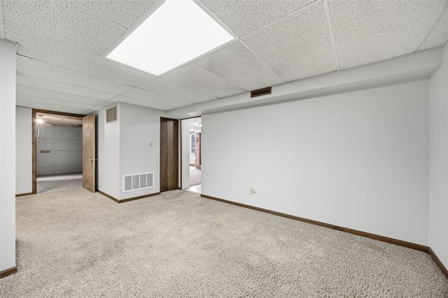 1100 18th Street NW, Cedar Rapids, IA 52404