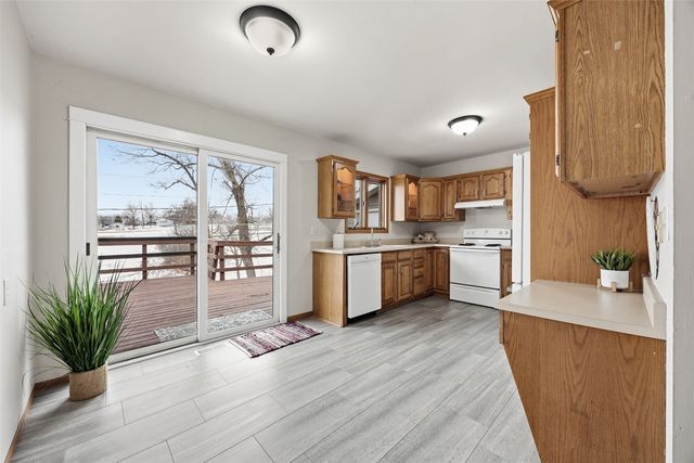 1100 18th Street NW, Cedar Rapids, IA 52404