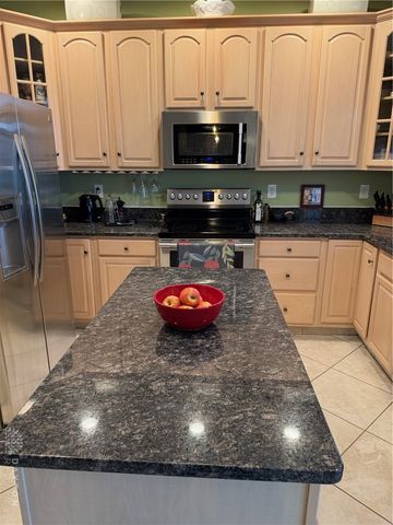 1629 Sunnington Grove Drive, Washington Twp, OH 45458