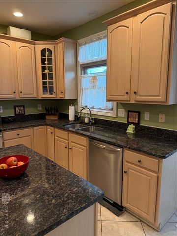 1629 Sunnington Grove Drive, Washington Twp, OH 45458