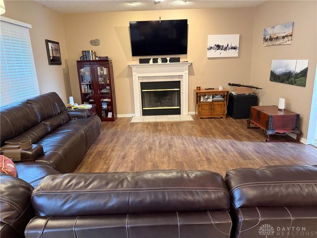 1629 Sunnington Grove Drive, Washington Twp, OH 45458