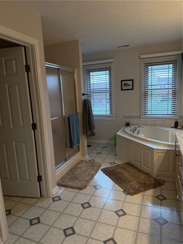 1629 Sunnington Grove Drive, Washington Twp, OH 45458