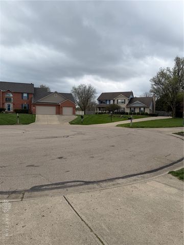 1629 Sunnington Grove Drive, Washington Twp, OH 45458