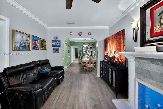 3719 Sheridan Ave, Miami Beach, FL 33140