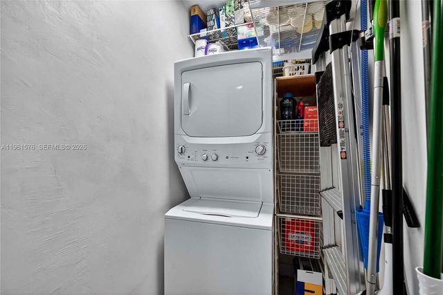 3719 Sheridan Ave, Miami Beach, FL 33140