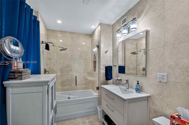 3719 Sheridan Ave, Miami Beach, FL 33140