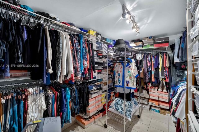 3719 Sheridan Ave, Miami Beach, FL 33140